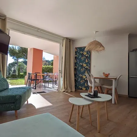 Lägenhet Rez De Jardin 4 Personnes Cap Esterel *