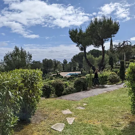 Rez De Jardin 4 Personnes Cap Esterel *