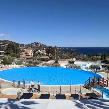 Rez De Jardin 4 Personnes Cap Esterel