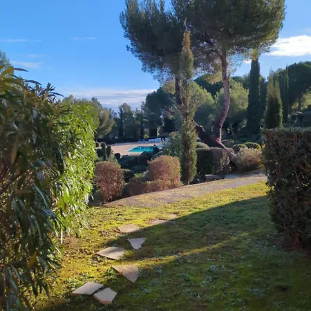 Rez De Jardin 4 Personnes Cap Esterel Lejlighed