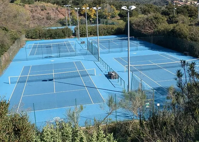 Rez De Jardin 4 Personnes Cap Esterel Saint-Raphaël